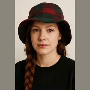 VINTAGE WOOL BLEND BURGUNDY GREEN & BLACK PLAID BUCKET HAT CLASSIC CASUAL